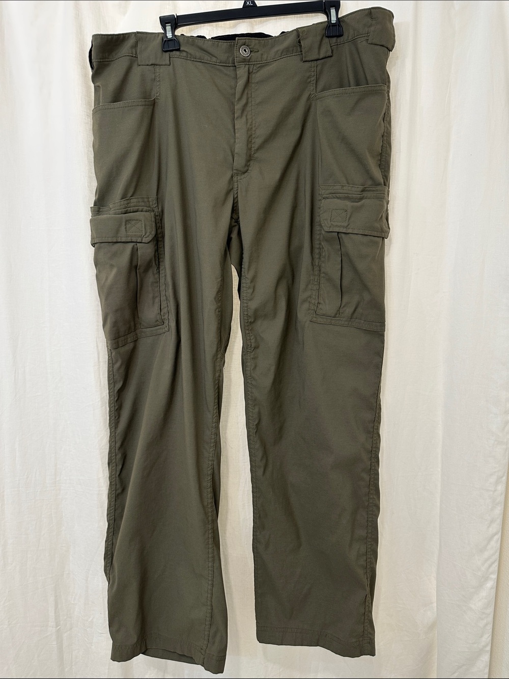Duluth Trading Co Olive Green Men's Cargo Pants